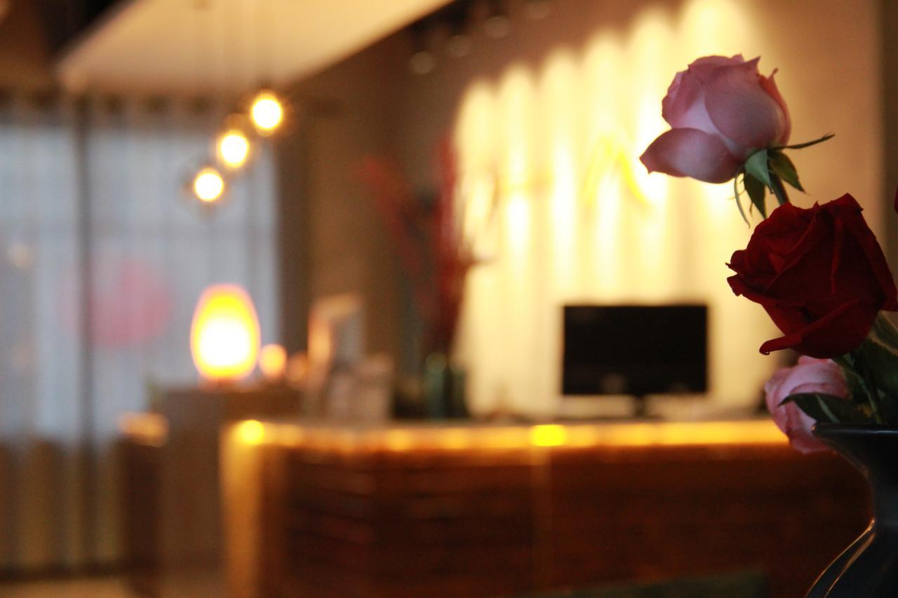 Lantern Hotel Hohhot Exterior photo
